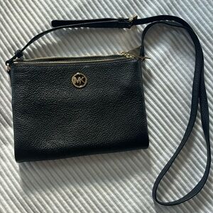 Michael Kors crossbody purse, built in wallet, black leather perfect condition